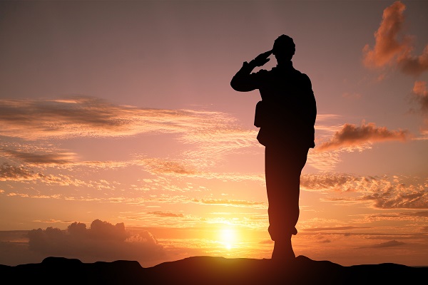 走訪慰問送關(guān)懷，情暖退役軍人心